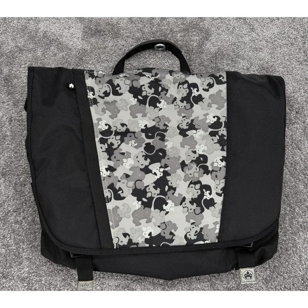 Mobile Edge Sumo Messenger Bag Gray Camo Black Ballistic Nylon 16